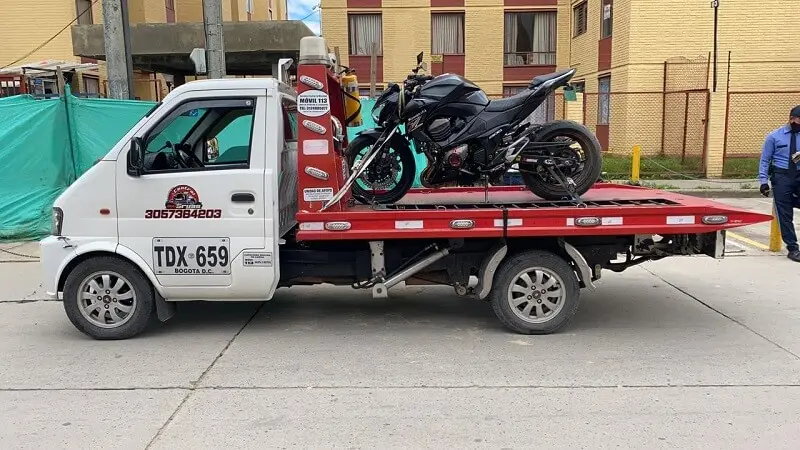 grúa para moto - Cuántas motos debe llevar una grúa en Colombia