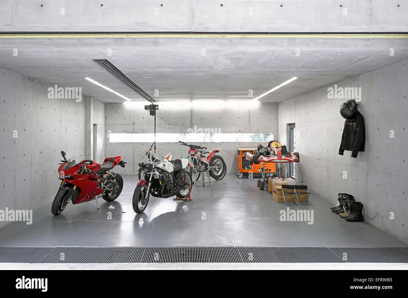 garaje de motos en casa - Dónde guardar la moto