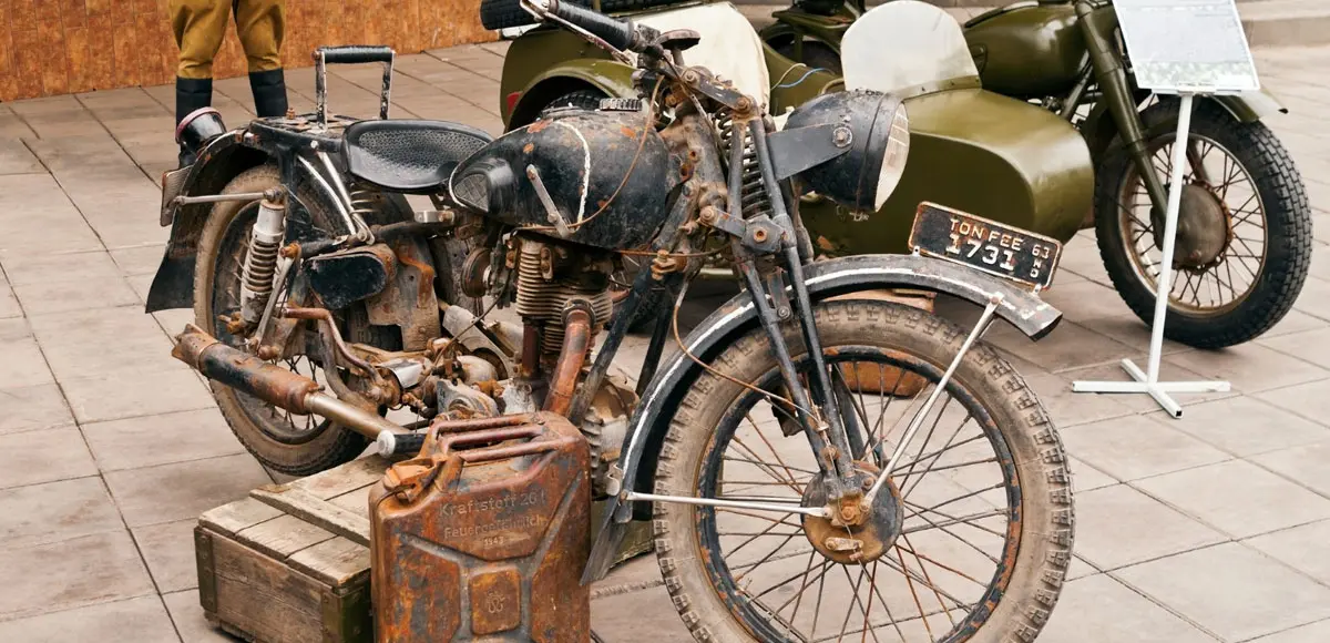 quitar oxido cadena moto - Qué hacer si la cadena de la moto se oxida