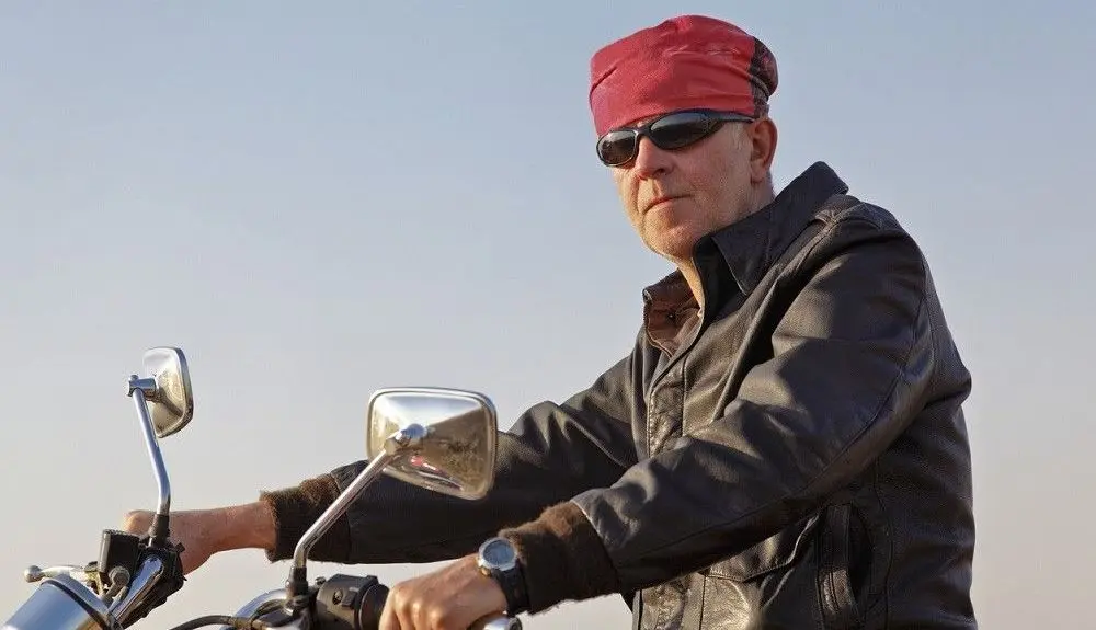 bandana hombre moto - Que usan los motociclistas en la cabeza